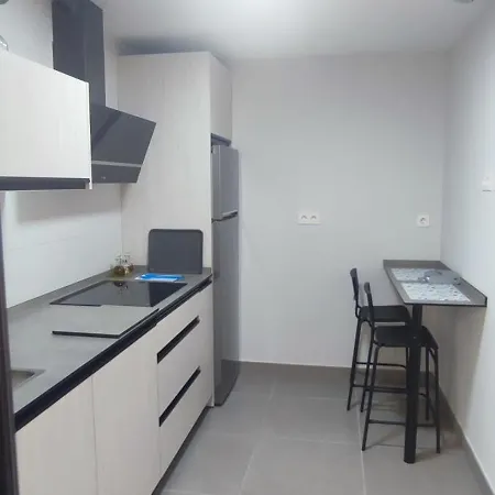 Cuatro Caminos Centro Jerez Apartman *